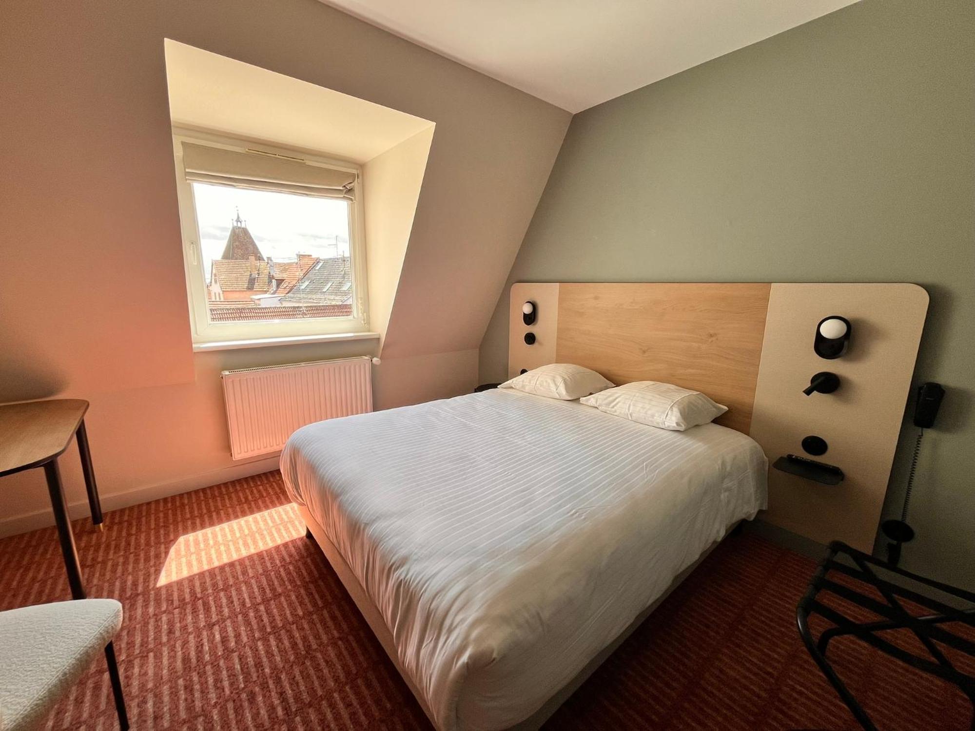 Hotel L'Ours De Мюциг Экстерьер фото